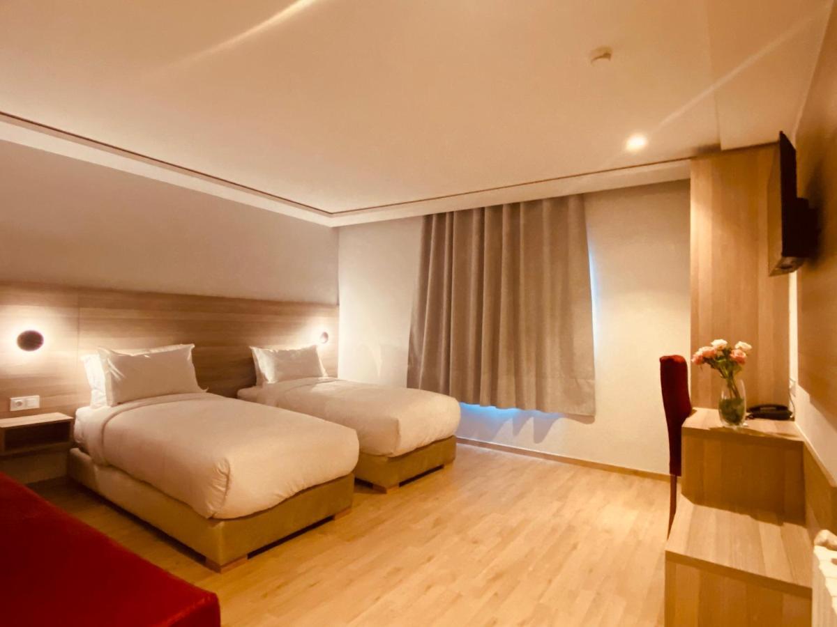 Fajr Hotel Уджда Экстерьер фото
