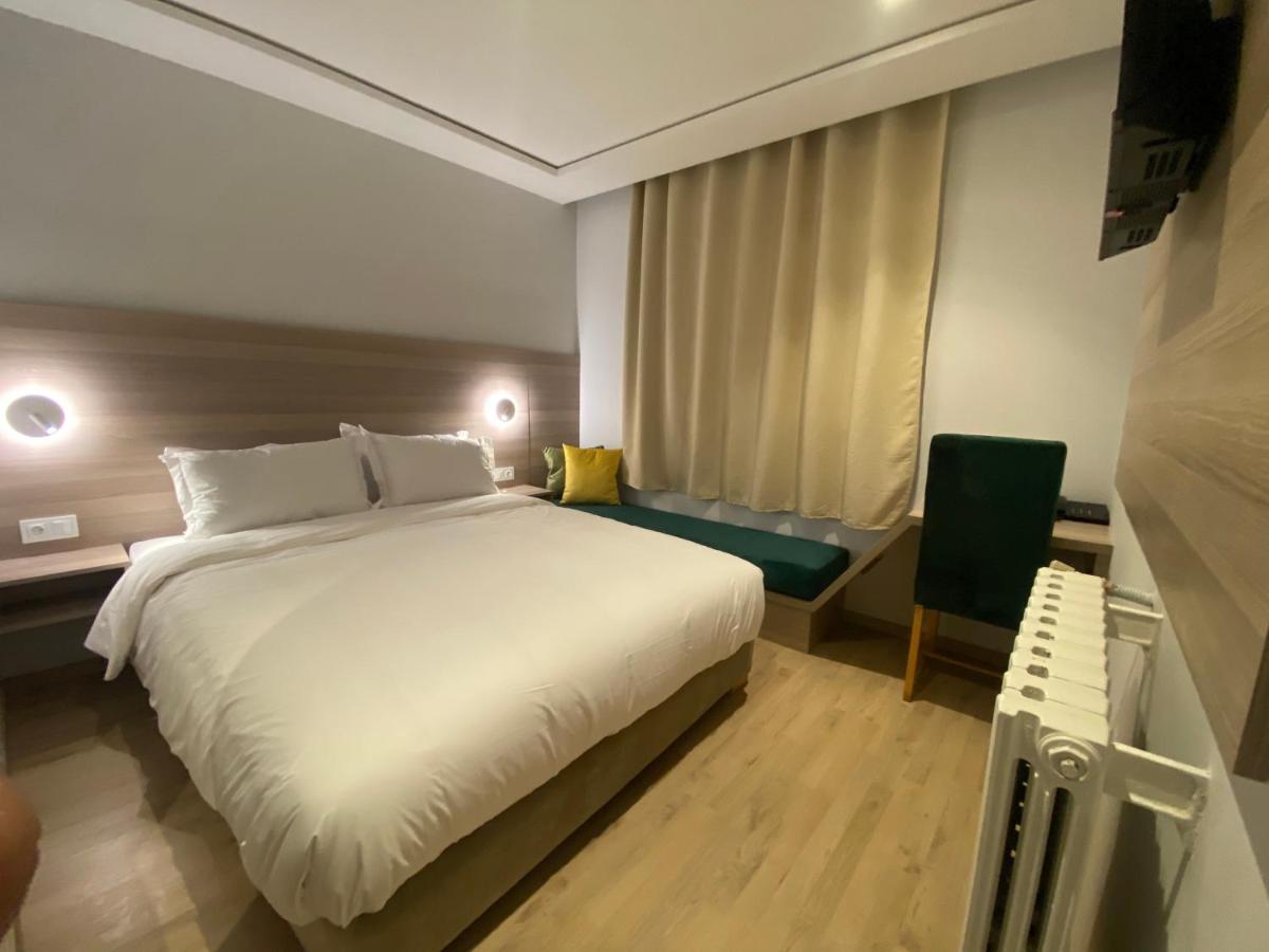 Fajr Hotel Уджда Экстерьер фото